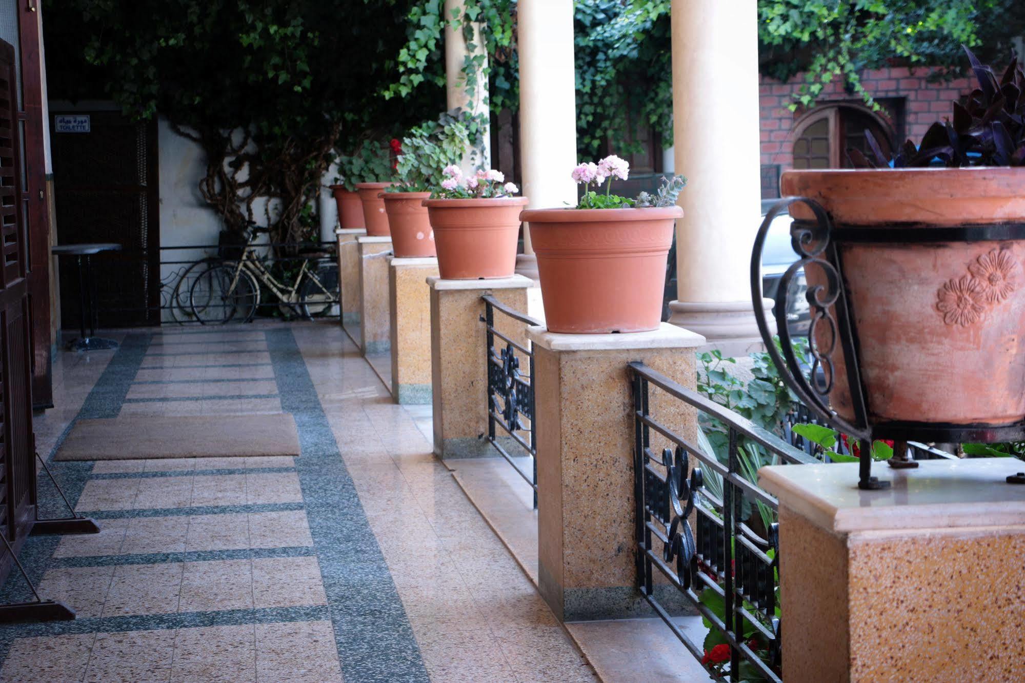 Hotel Saint Georges Tunis Exterior foto